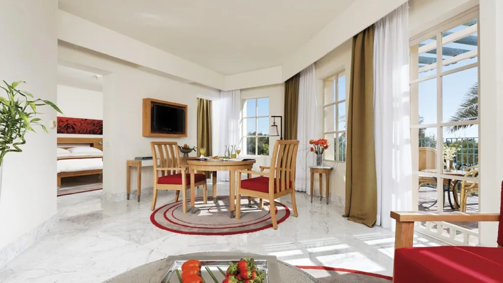 الفندق موفنبيك ريزورت - سوما باي